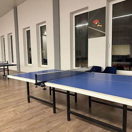 Hotel Demokracia Fushe-Arrez Kültér fotó